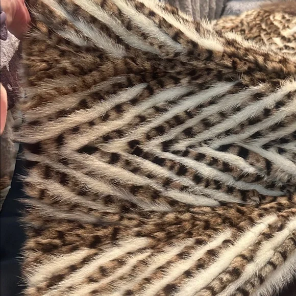 GENUINE LEOPARD FUR VINTAGE FABULOUS LONG COAT ADDITIONAL PHOTOS!! - Picture 17 of 17